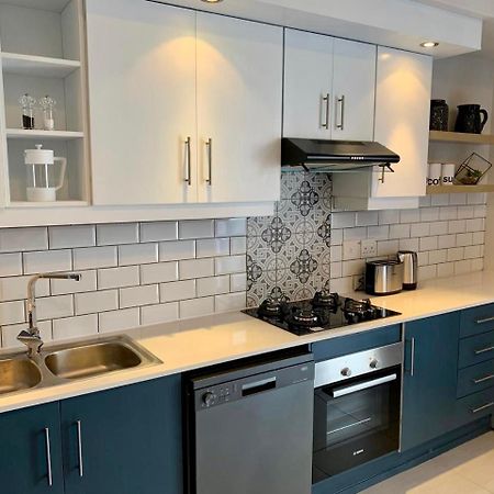 Oyster Lagoon Villa - Luxurious 2 Bed Apartment In Knysna Eksteriør billede