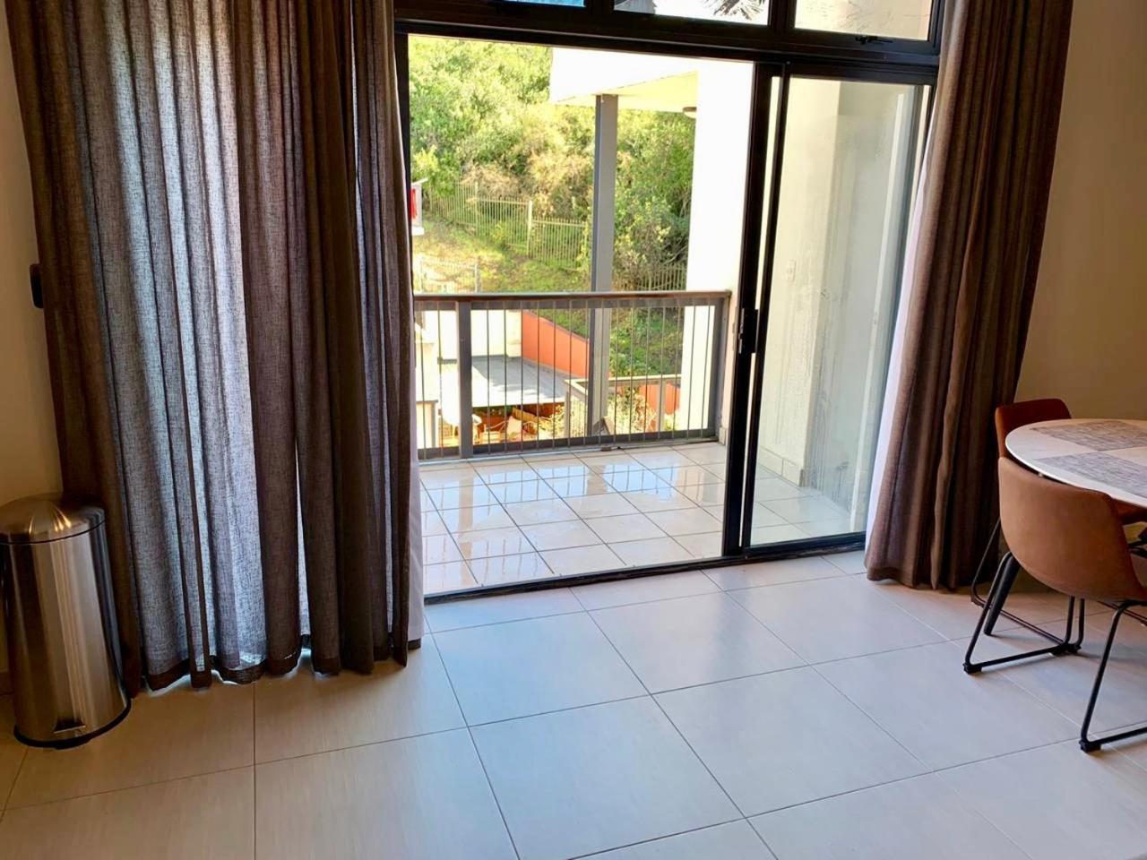 Oyster Lagoon Villa - Luxurious 2 Bed Apartment In Knysna Eksteriør billede